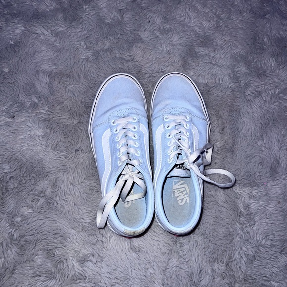 Vans - Picture 2 of 5